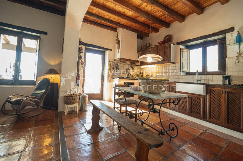 Elegant Hillside Finca with Stunning Views & Touristic License, ref. 1515, for sale in Ibiza by everything ibiza Properties