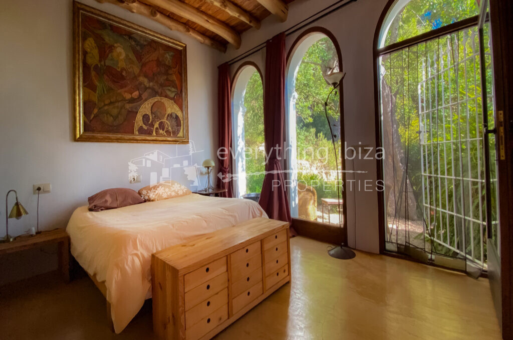 Elegant Hillside Finca with Stunning Views & Touristic License, ref. 1515, for sale in Ibiza by everything ibiza Properties