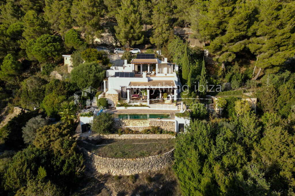 Elegant Hillside Finca with Stunning Views & Touristic License, ref. 1515, for sale in Ibiza by everything ibiza Properties