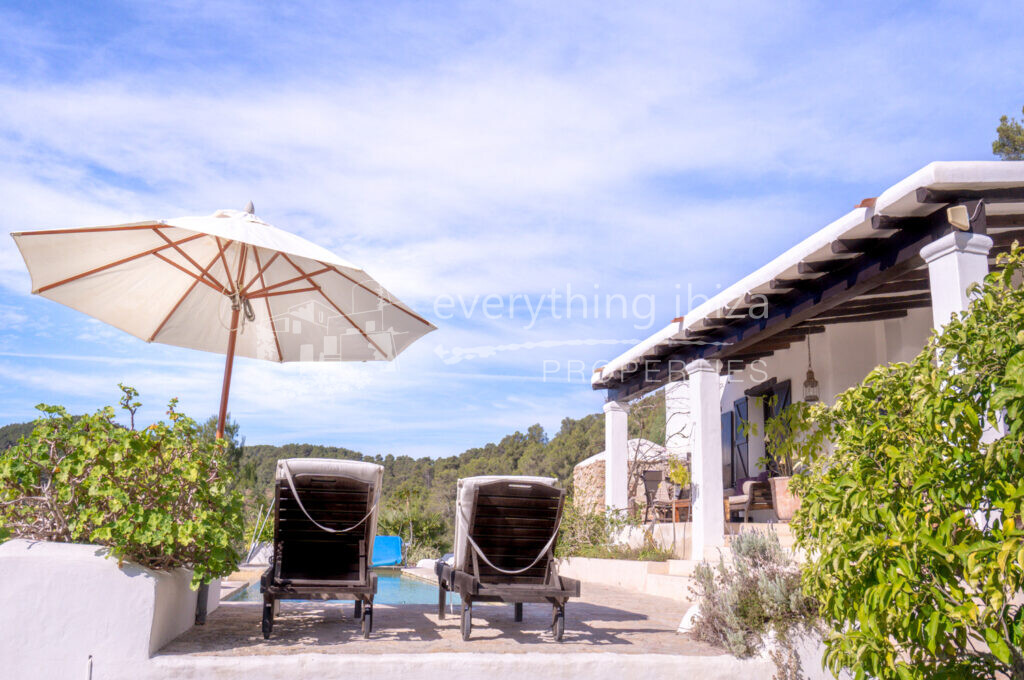 Elegant Hillside Finca with Stunning Views & Touristic License, ref. 1515, for sale in Ibiza by everything ibiza Properties