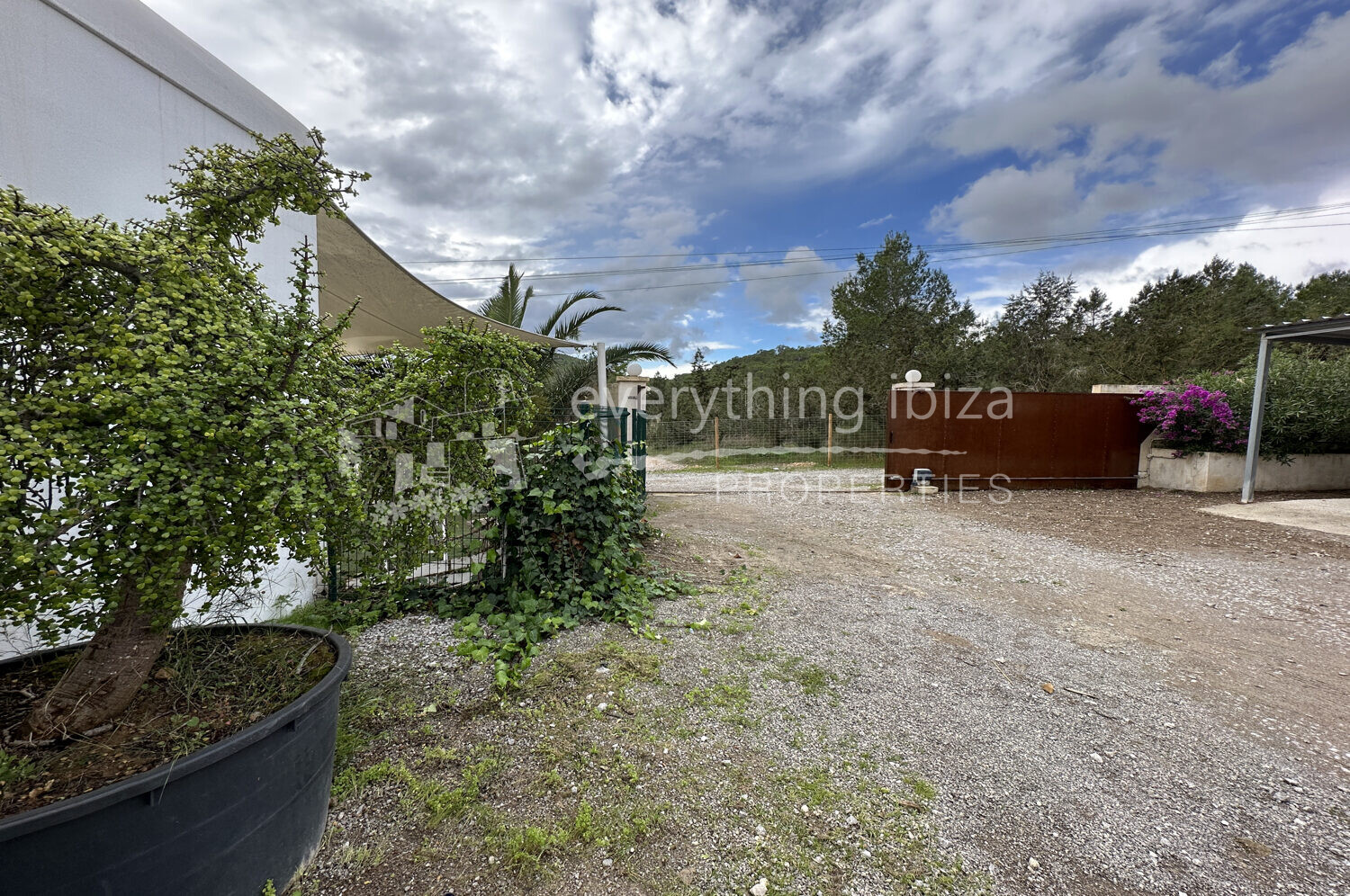 Charming Semi Detached House in Peaceful San Agustin, ref. 1516, for sale in Ibiza by everything ibiza Properties