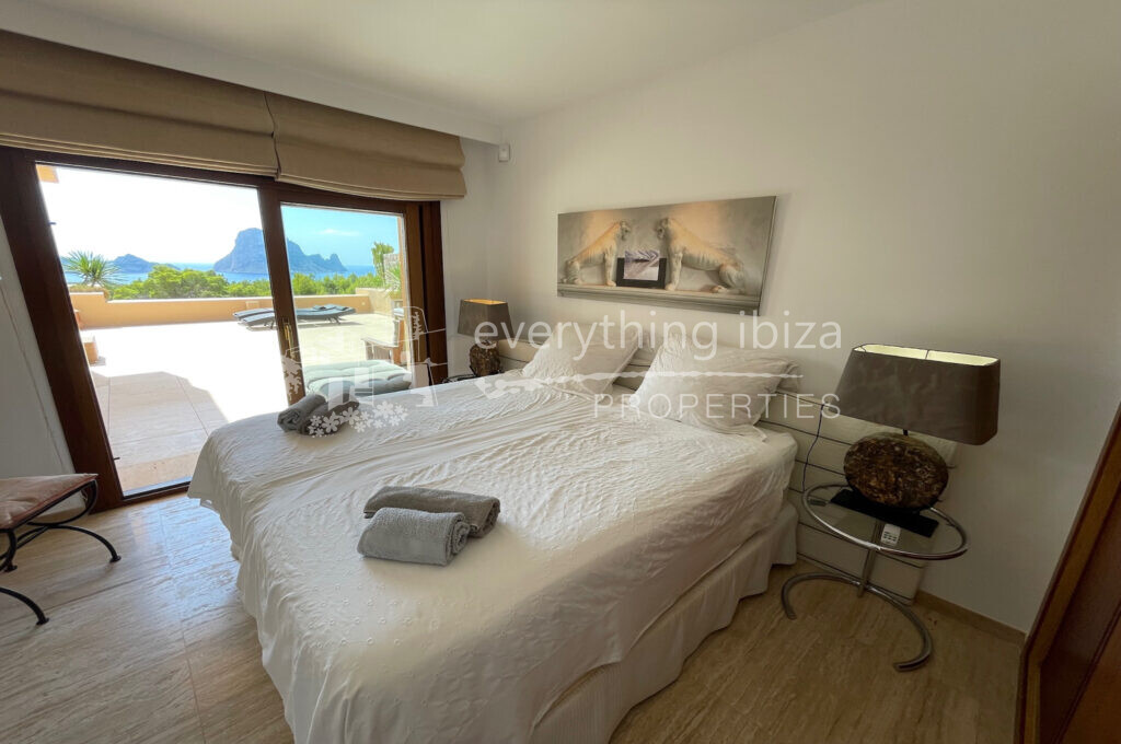 Elegant Corner Apartment with Spectacular Sea & Es Vedra Views, ref. 1517, for sale in Ibiza by everything ibiza Properties