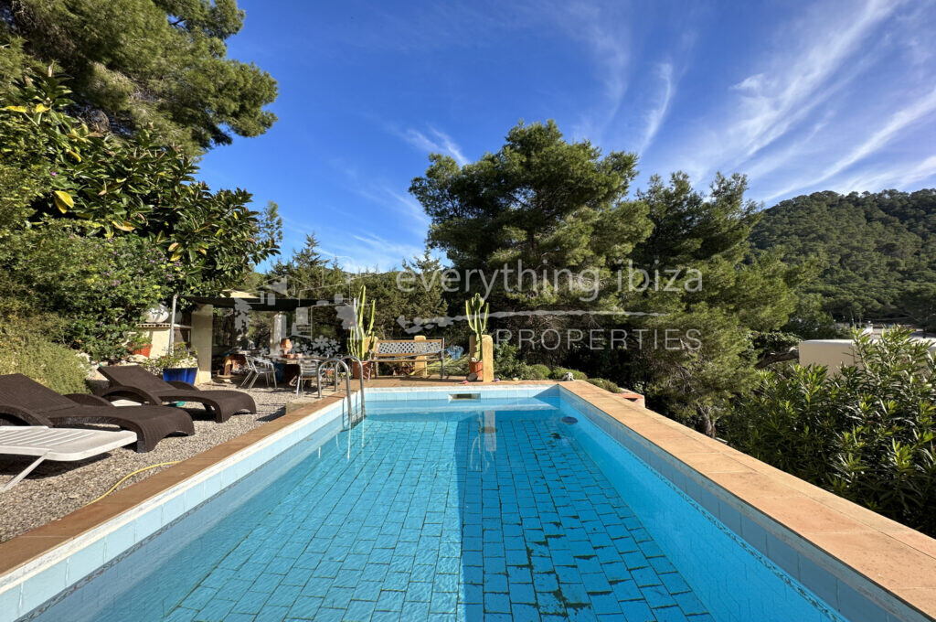 Charming Traditional Villa with Lots of Character in Cala Llonga, ref. 1520, for sale in Ibiza by everything ibiza Properties