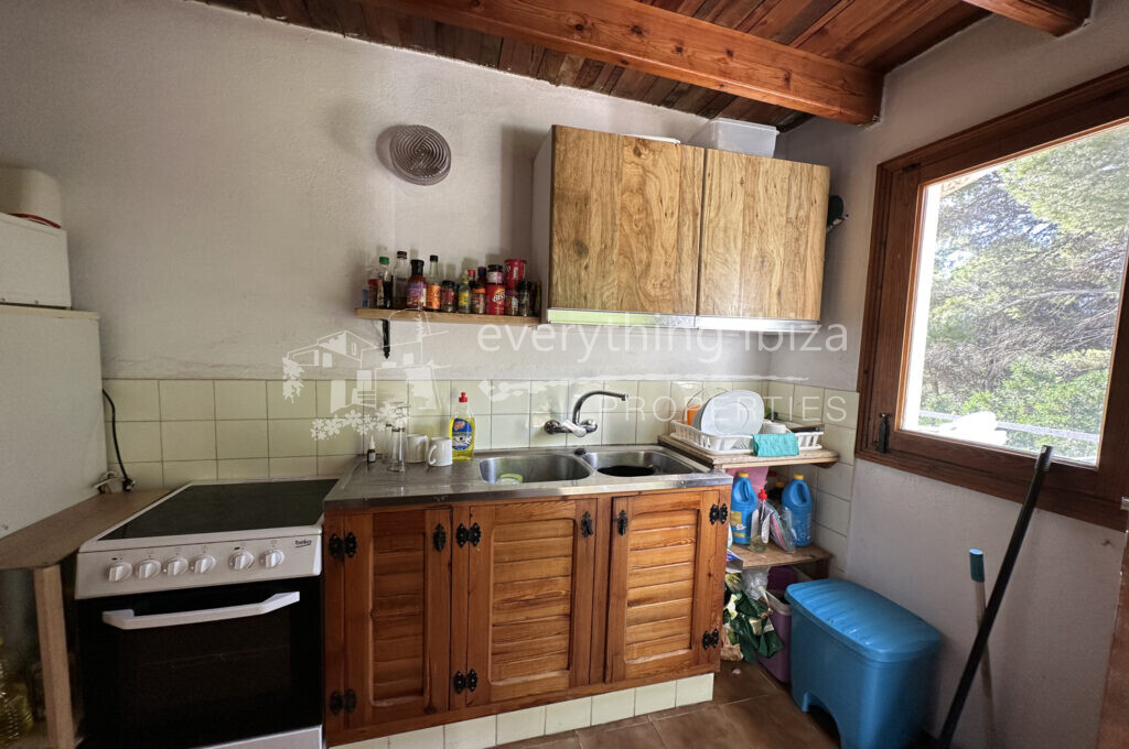 Charming Traditional Villa with Lots of Character in Cala Llonga, ref. 1520, for sale in Ibiza by everything ibiza Properties
