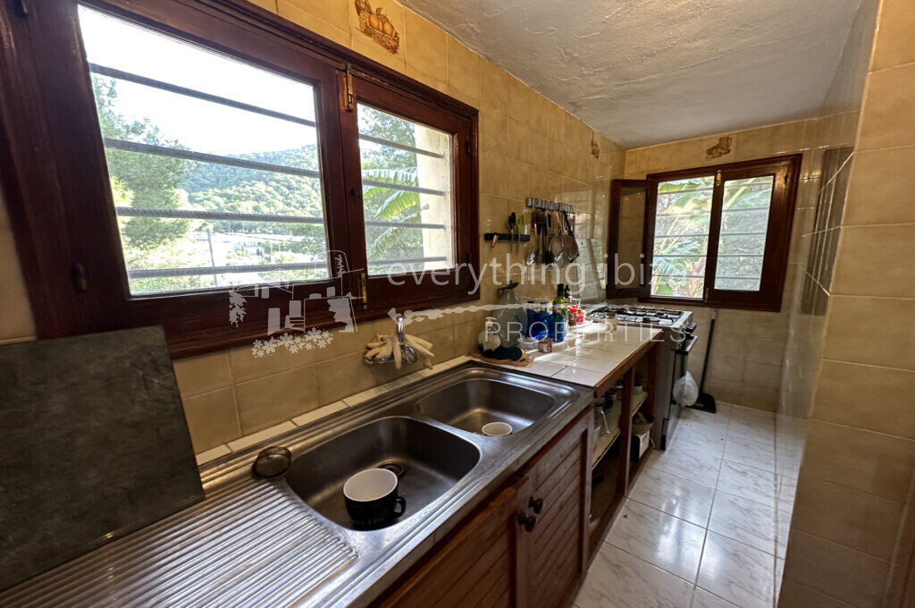 Charming Traditional Villa with Lots of Character in Cala Llonga, ref. 1520, for sale in Ibiza by everything ibiza Properties