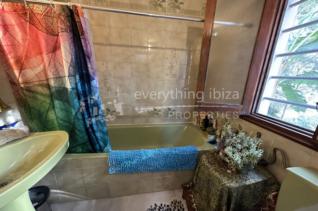 Charming Traditional Villa with Lots of Character in Cala Llonga, ref. 1520, for sale in Ibiza by everything ibiza Properties