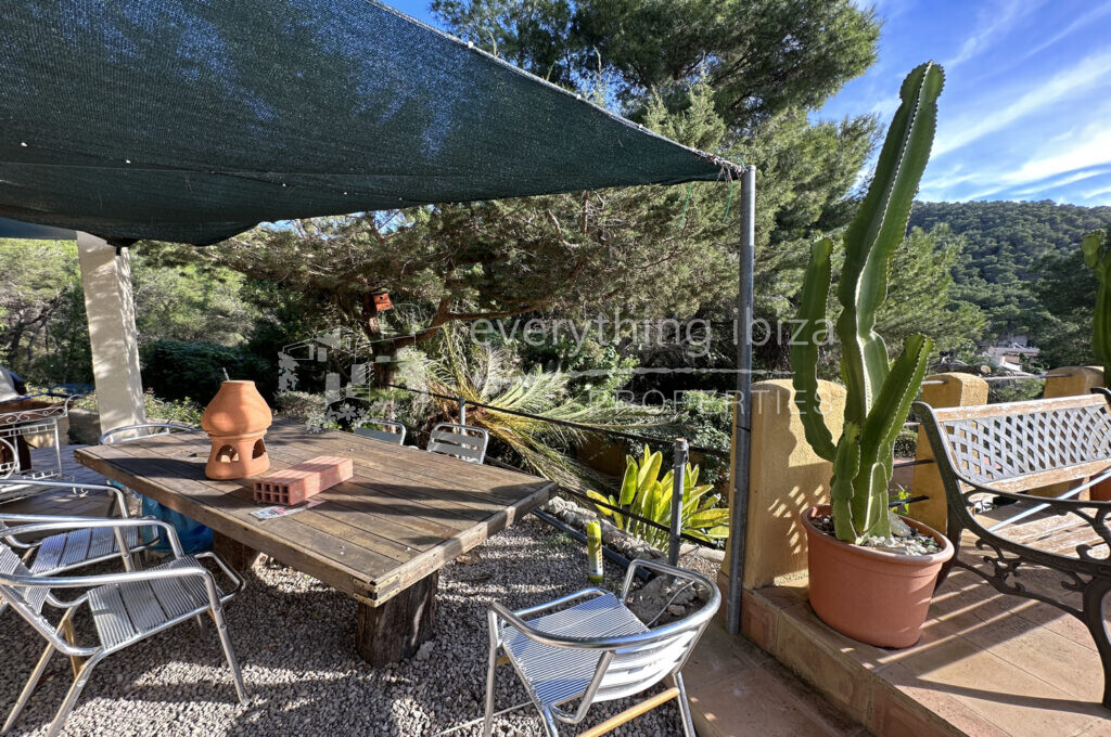 Charming Traditional Villa with Lots of Character in Cala Llonga, ref. 1520, for sale in Ibiza by everything ibiza Properties