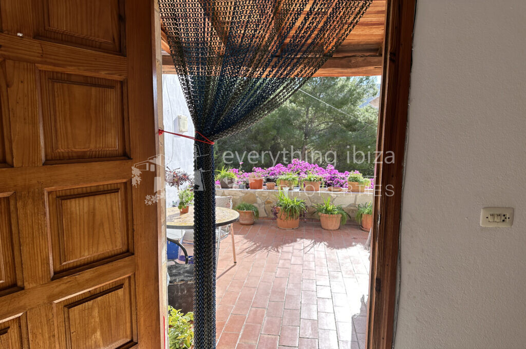 Charming Traditional Villa with Lots of Character in Cala Llonga, ref. 1520, for sale in Ibiza by everything ibiza Properties