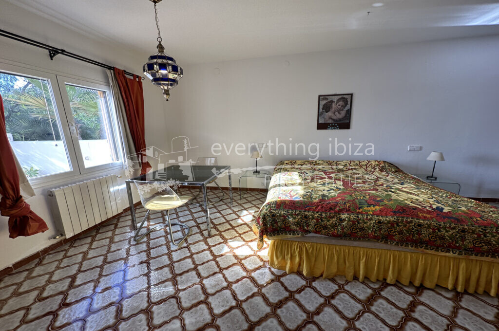 Charming Traditional Villa with Extra Plot & Views of Es Vedra, ref. 1521, for sale in Ibiza by everything ibiza Properties