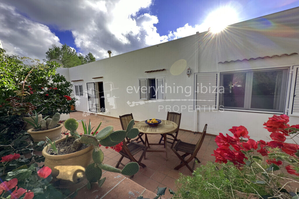 Charming Traditional Villa with Extra Plot & Views of Es Vedra, ref. 1521, for sale in Ibiza by everything ibiza Properties