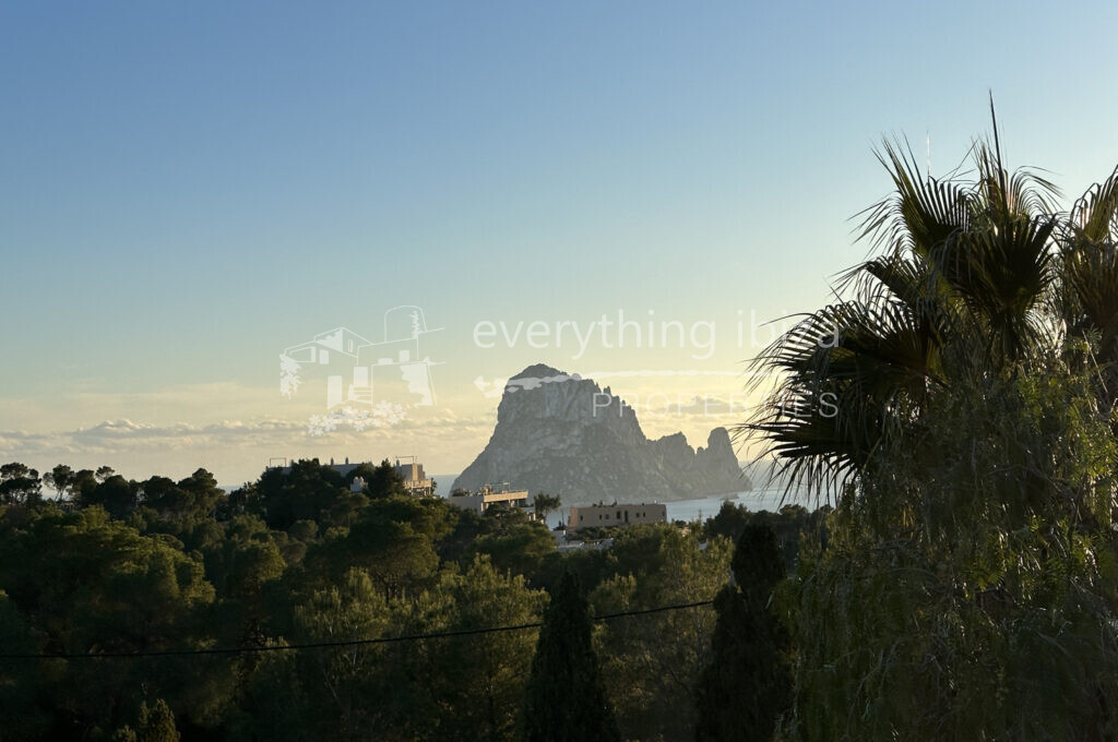 Charming Traditional Villa with Extra Plot & Views of Es Vedra, ref. 1521, for sale in Ibiza by everything ibiza Properties