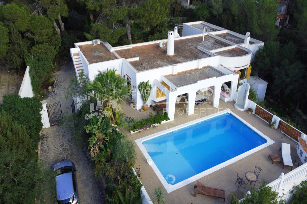 Charming Traditional Villa with Extra Plot & Views of Es Vedra, ref. 1521, for sale in Ibiza by everything ibiza Properties