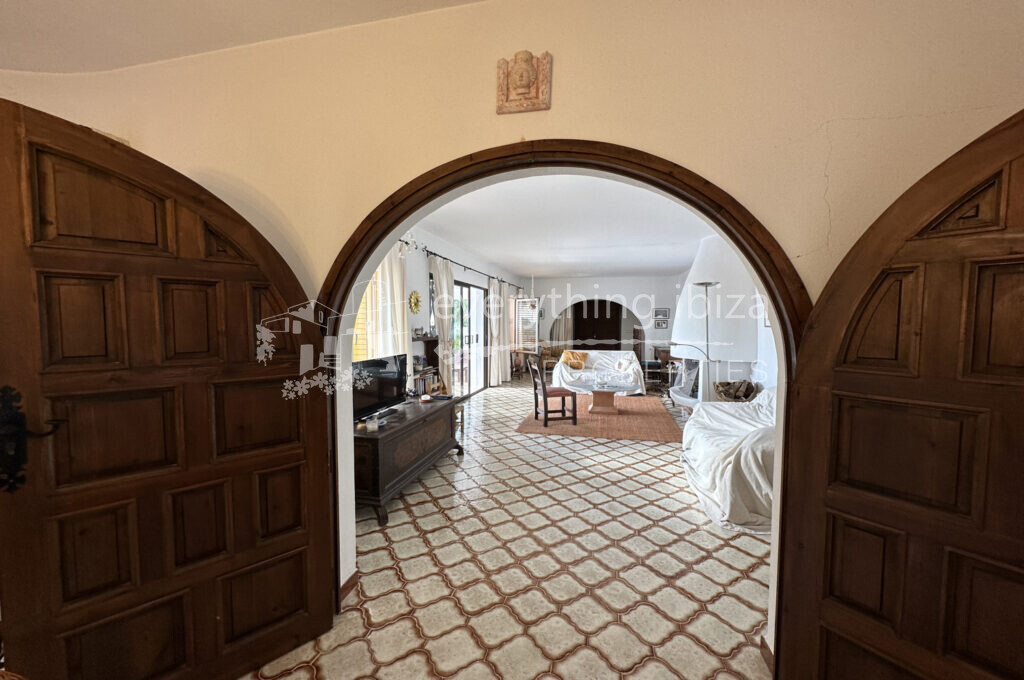 Charming Traditional Villa with Extra Plot & Views of Es Vedra, ref. 1521, for sale in Ibiza by everything ibiza Properties