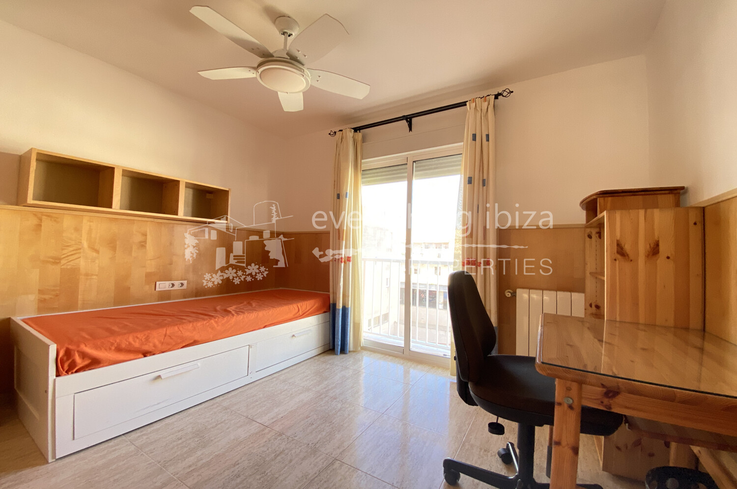 Modern Duplex Apartment with Roof Terrace in Ibiza Town, ref. 1523, for sale in Ibiza by everything ibiza Properties