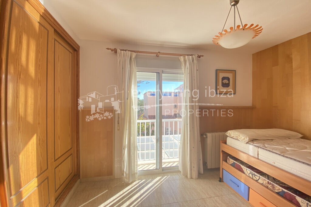 Modern Duplex Apartment with Roof Terrace in Ibiza Town, ref. 1523, for sale in Ibiza by everything ibiza Properties