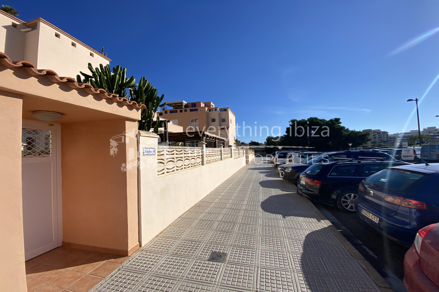 Modern Duplex Apartment with Roof Terrace in Ibiza Town, ref. 1523, for sale in Ibiza by everything ibiza Properties