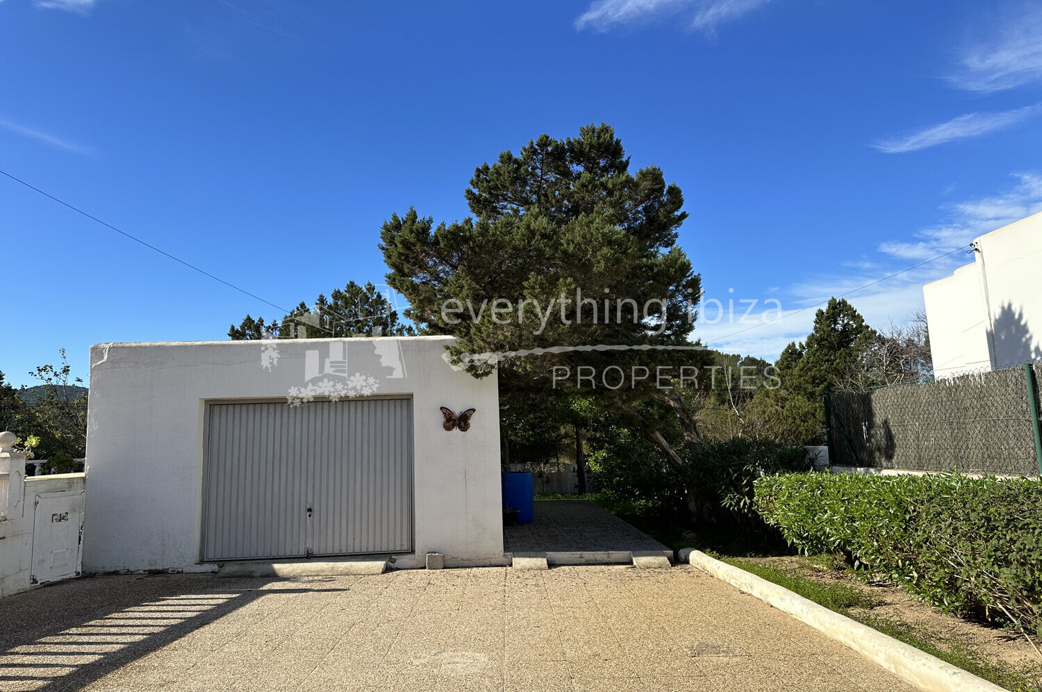 Elegant Detached Villa with Pool in Sought After San Agustin, ref. 1524, for sale in Ibiza by everything ibiza Properties