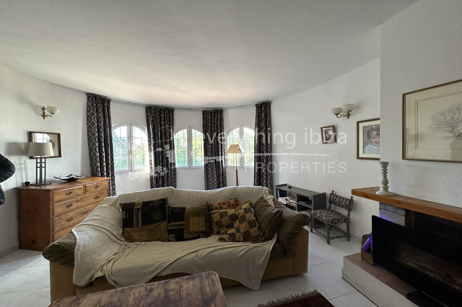 Elegant Detached Villa with Pool in Sought After San Agustin, ref. 1524, for sale in Ibiza by everything ibiza Properties