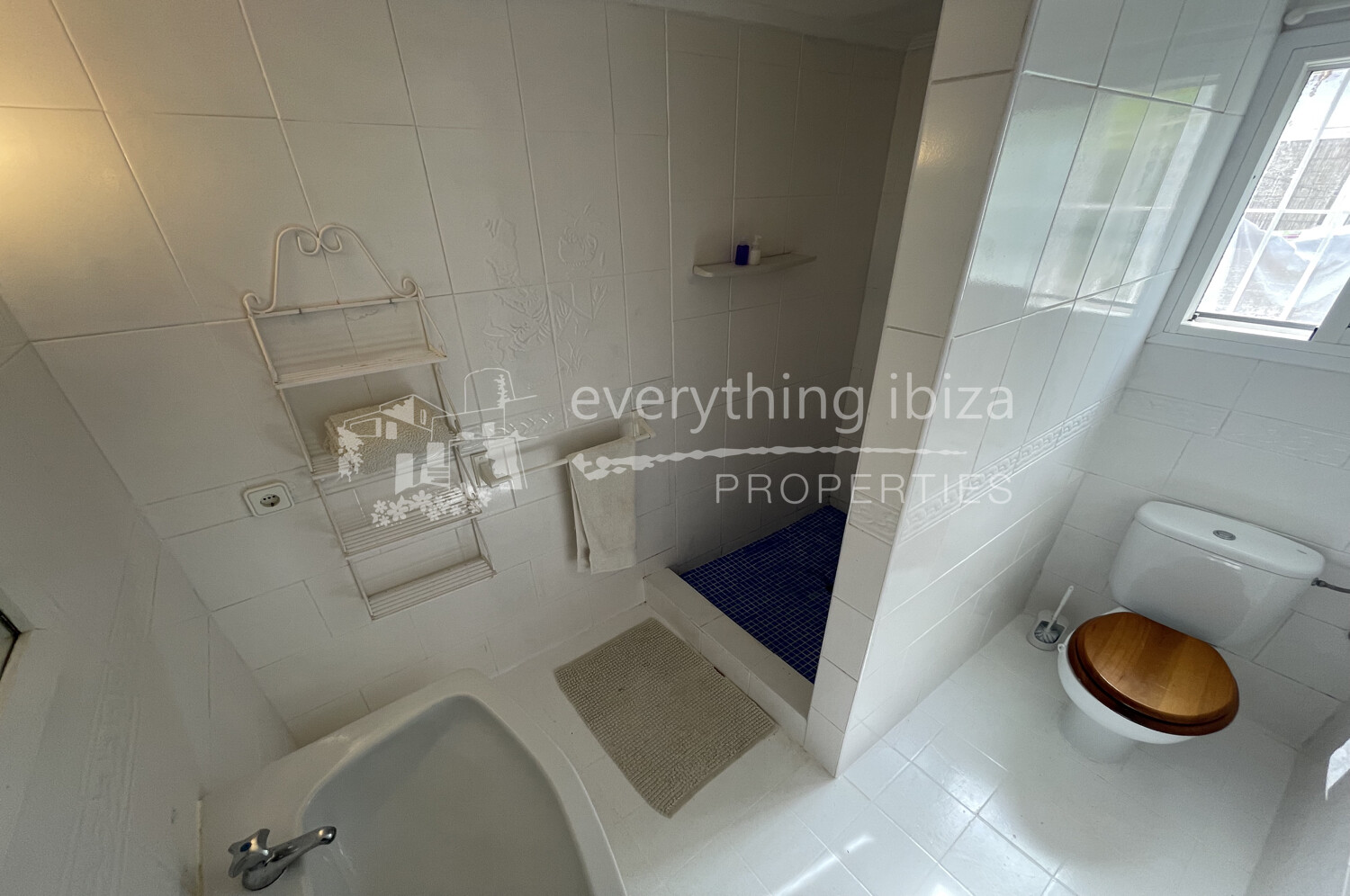 Charming Detached House Close to Popular San Carlos, ref. 1526, for sale in Ibiza by everything ibiza Properties