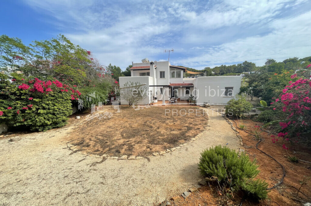 Charming Detached House Close to Popular San Carlos, ref. 1526, for sale in Ibiza by everything ibiza Properties