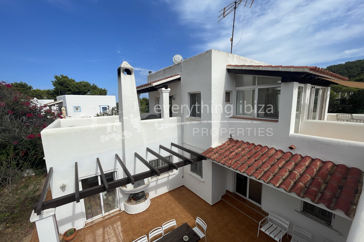 Charming Detached House Close to Popular San Carlos, ref. 1526, for sale in Ibiza by everything ibiza Properties