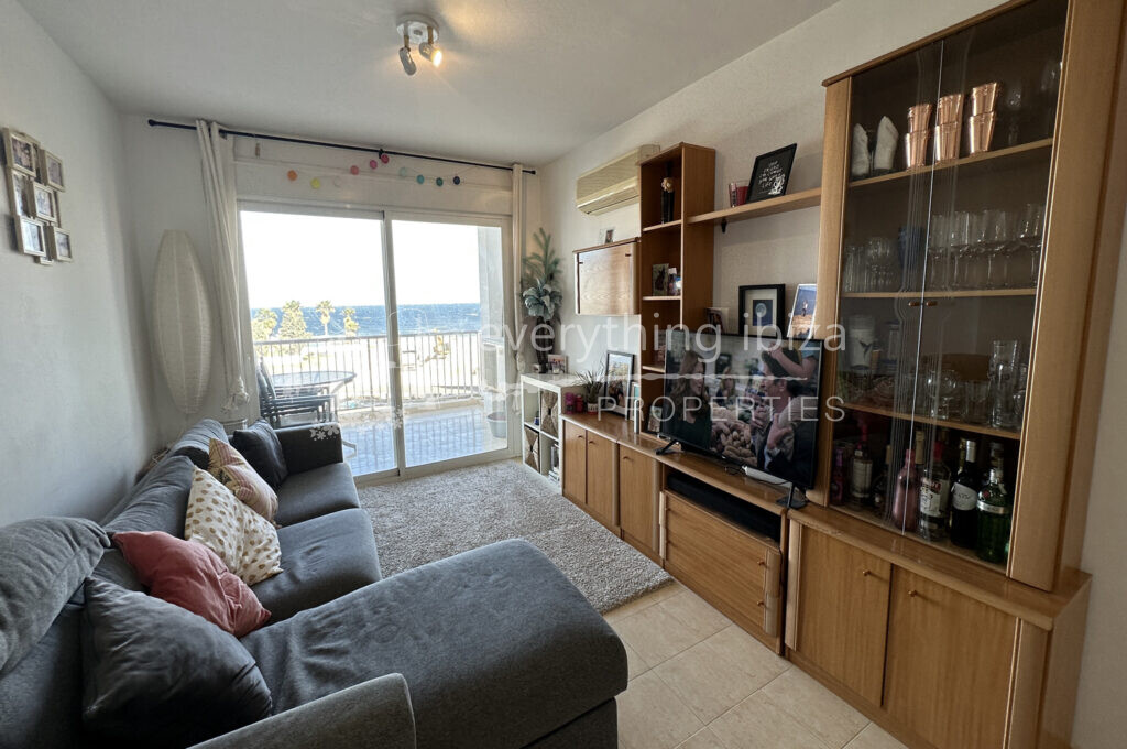 Lovely Modern Apartment Close to the Coastline & Beaches, ref. 1528, for sale in Ibiza by everything ibiza Properties