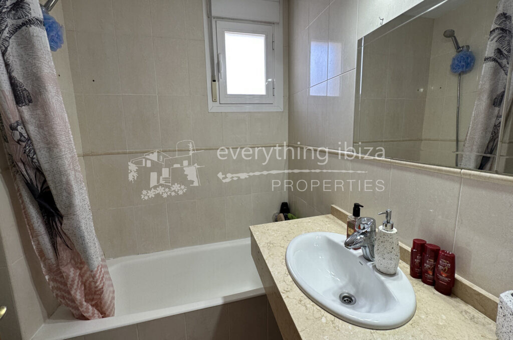Lovely Modern Apartment Close to the Coastline & Beaches, ref. 1528, for sale in Ibiza by everything ibiza Properties