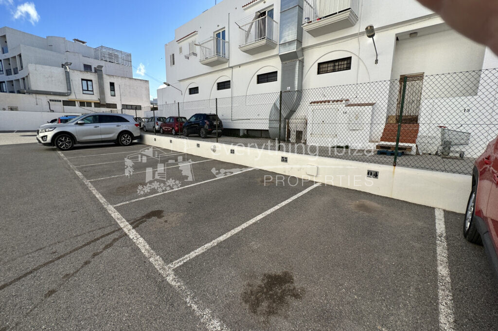 Lovely Modern Apartment Close to the Coastline & Beaches, ref. 1528, for sale in Ibiza by everything ibiza Properties