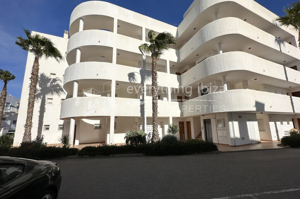 Lovely Modern Apartment Close to the Coastline & Beaches, ref. 1528, for sale in Ibiza by everything ibiza Properties