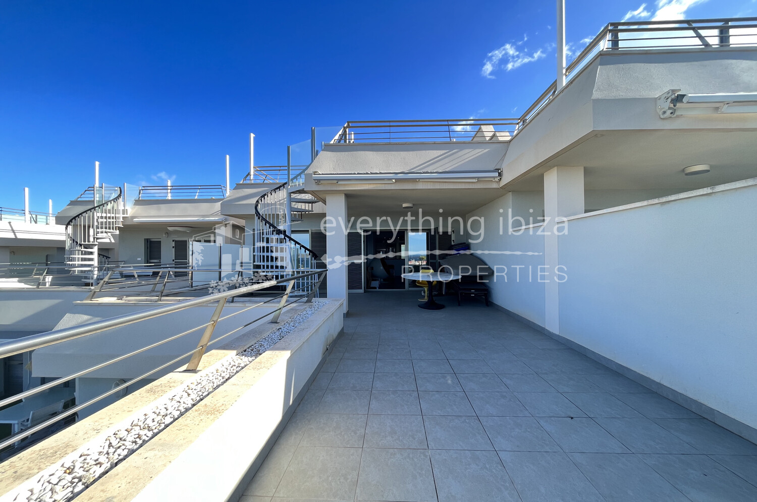Super Penthouse with Roof Terrace & Stunning Views, ref. 1529, for sale in Ibiza by everything ibiza Properties