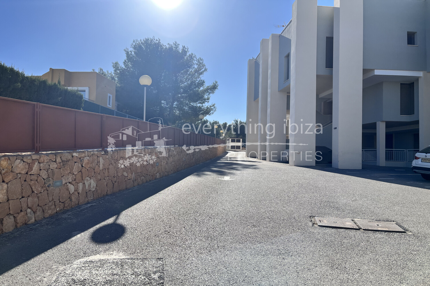 Super Penthouse with Roof Terrace & Stunning Views, ref. 1529, for sale in Ibiza by everything ibiza Properties