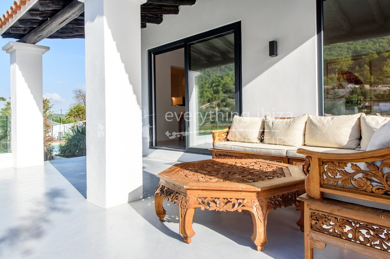 Modern Cosmopolitan Villa Recently Renovated in Es Cubells, ref. 1532, for sale in Ibiza by everything ibiza Properties