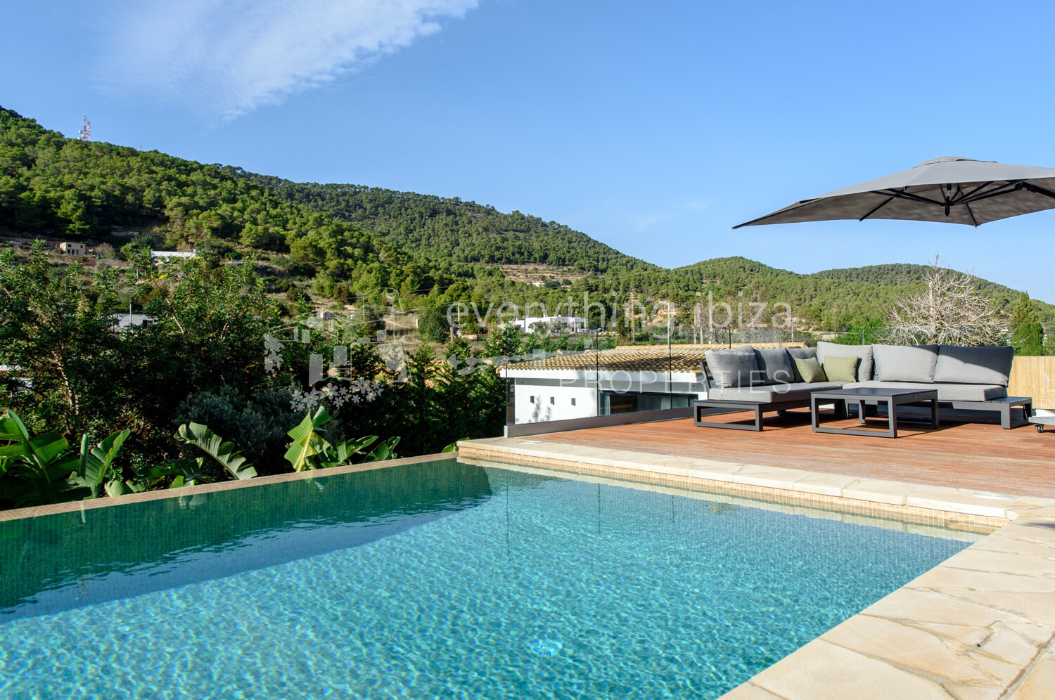 Modern Cosmopolitan Villa Recently Renovated in Es Cubells, ref. 1532, for sale in Ibiza by everything ibiza Properties