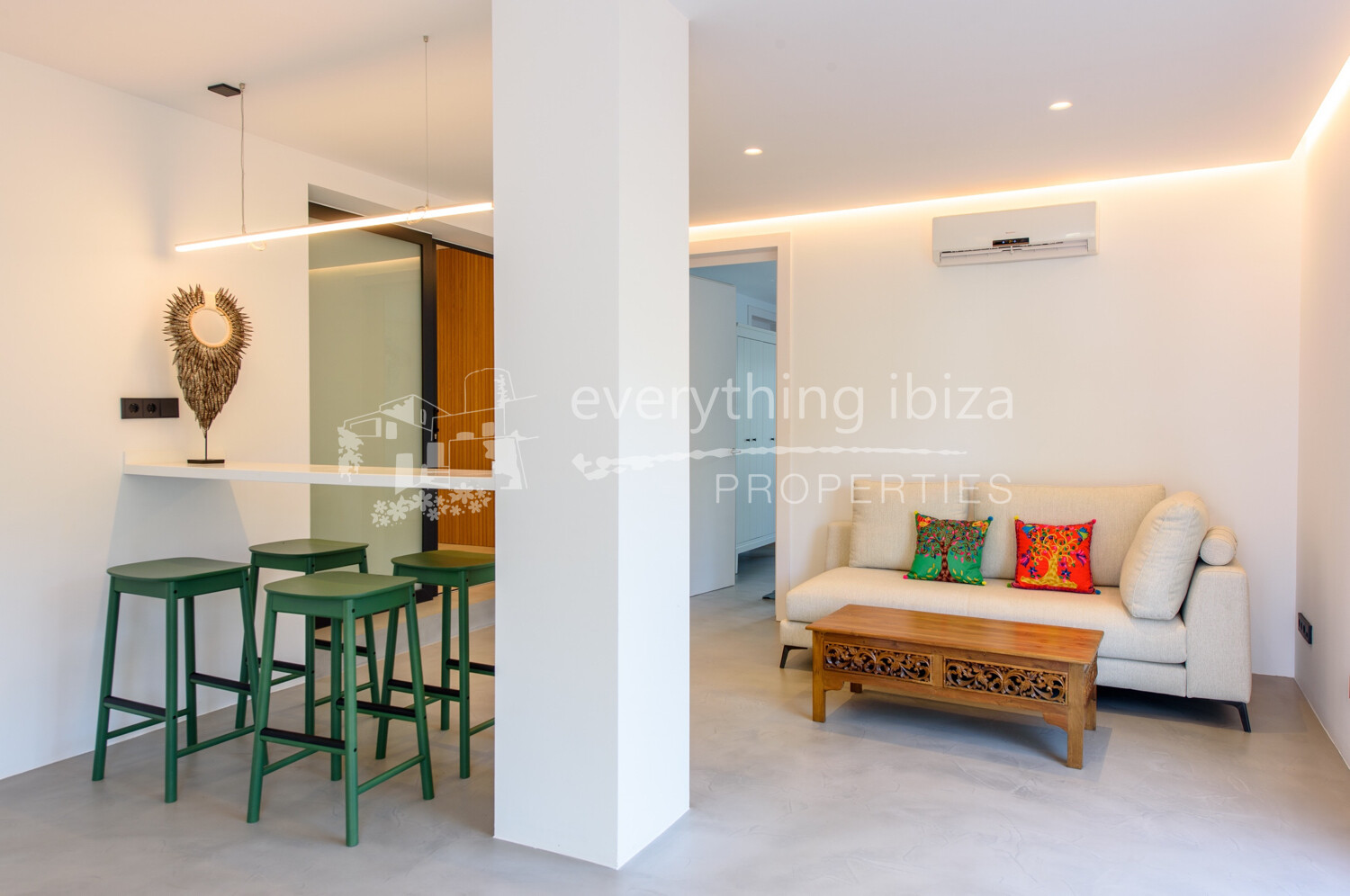 Modern Cosmopolitan Villa Recently Renovated in Es Cubells, ref. 1532, for sale in Ibiza by everything ibiza Properties