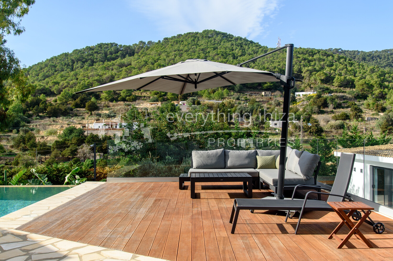 Modern Cosmopolitan Villa Recently Renovated in Es Cubells, ref. 1532, for sale in Ibiza by everything ibiza Properties