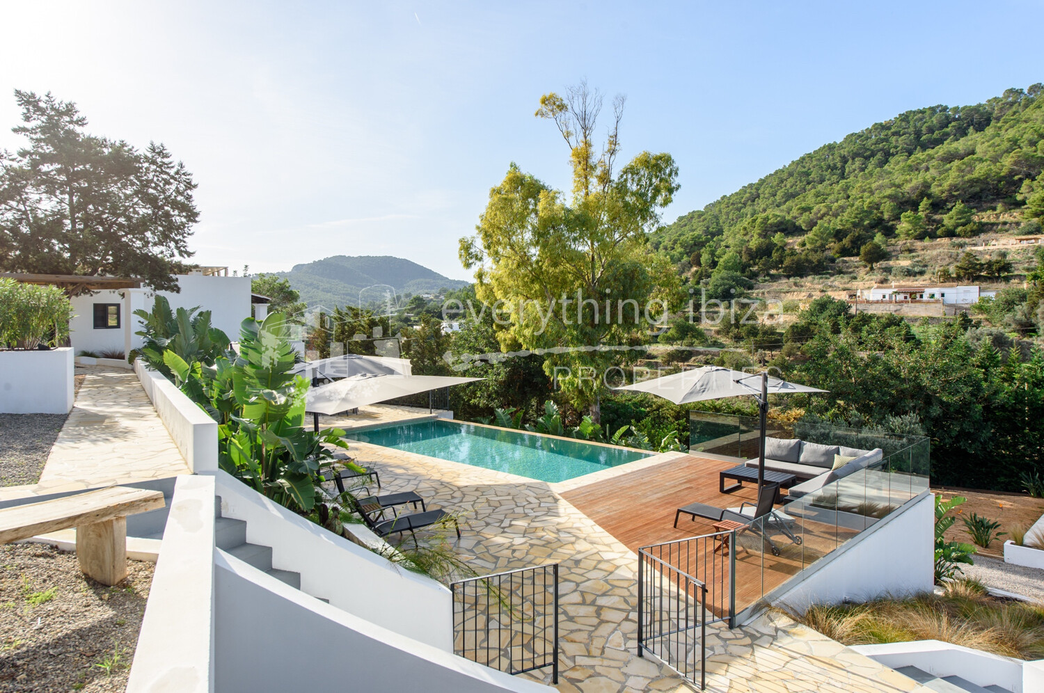 Modern Cosmopolitan Villa Recently Renovated in Es Cubells, ref. 1532, for sale in Ibiza by everything ibiza Properties