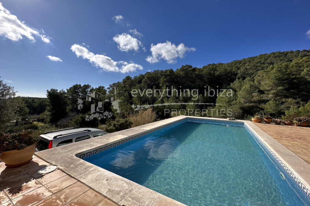 Elegant Traditionally Styled Villa on Large Fertile Plot with Views, ref. 1534, for sale in Ibiza by everything ibiza Properties