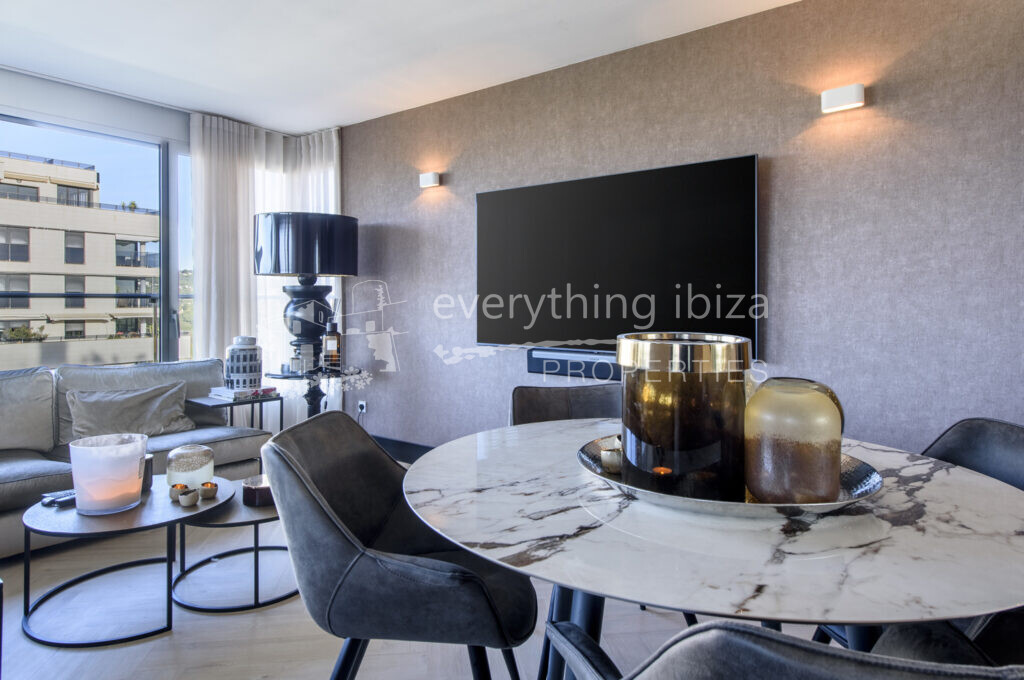Stylishly Renovated Contemporary Apartment Close to Prestigious Marinas, ref. 1535, for sale in Ibiza by everything ibiza Properties