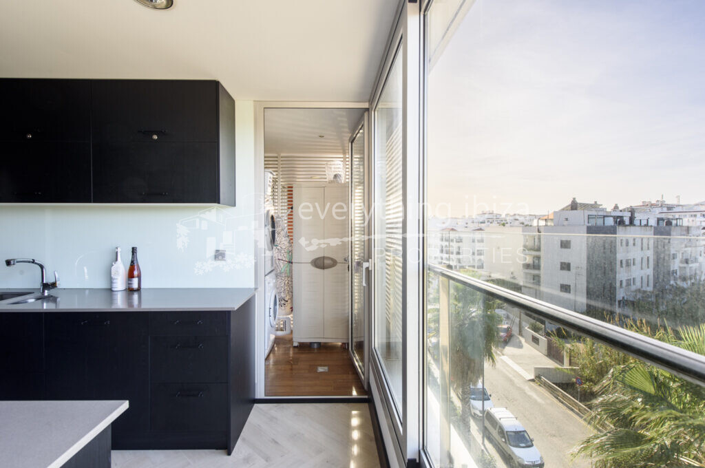Stylishly Renovated Contemporary Apartment Close to Prestigious Marinas, ref. 1535, for sale in Ibiza by everything ibiza Properties