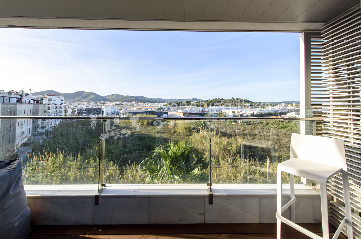Stylishly Renovated Contemporary Apartment Close to Prestigious Marinas, ref. 1535, for sale in Ibiza by everything ibiza Properties