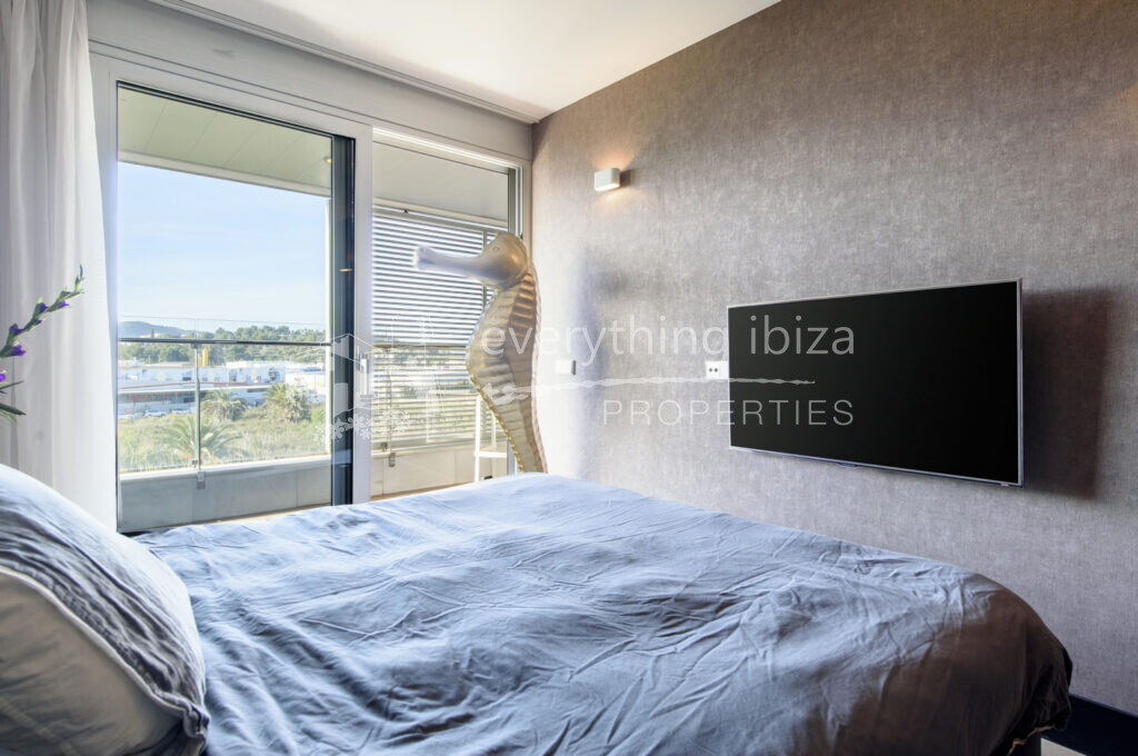 Stylishly Renovated Contemporary Apartment Close to Prestigious Marinas, ref. 1535, for sale in Ibiza by everything ibiza Properties