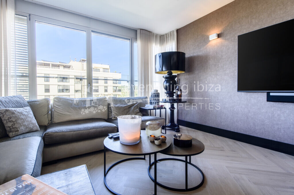 Stylishly Renovated Contemporary Apartment Close to Prestigious Marinas, ref. 1535, for sale in Ibiza by everything ibiza Properties