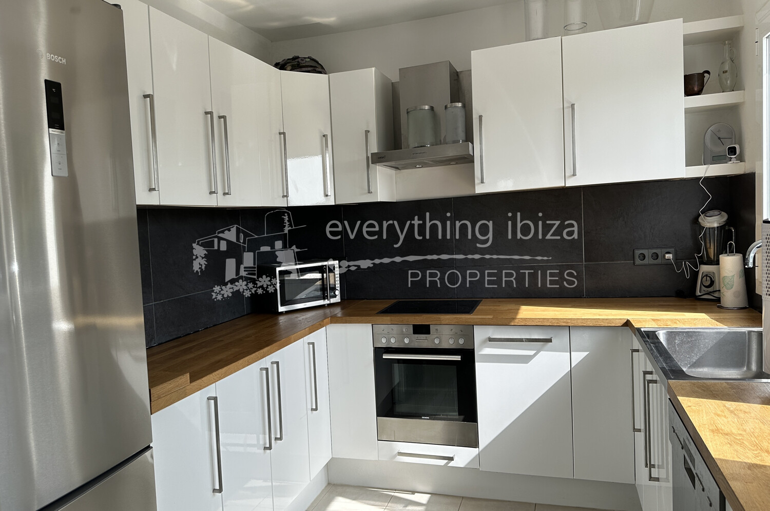 Lovely Spacious Villa in Popular Talamanca Close to the Beach, ref. 1539, for sale in Ibiza by everything ibiza Properties