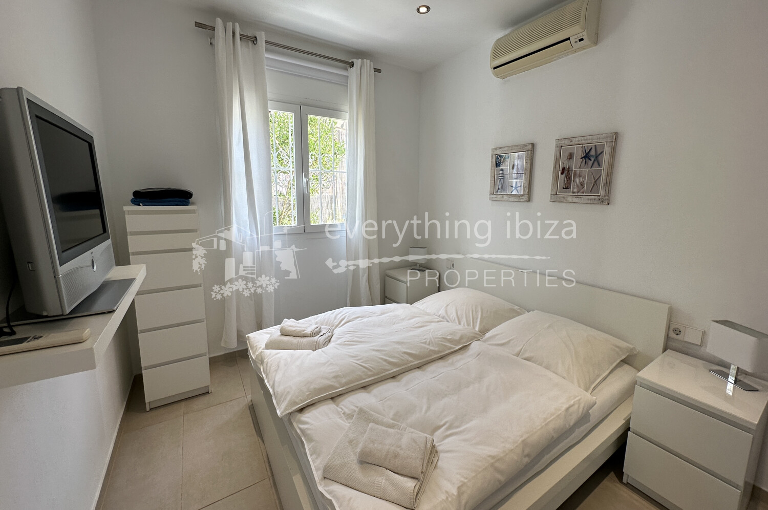 Lovely Spacious Villa in Popular Talamanca Close to the Beach, ref. 1539, for sale in Ibiza by everything ibiza Properties