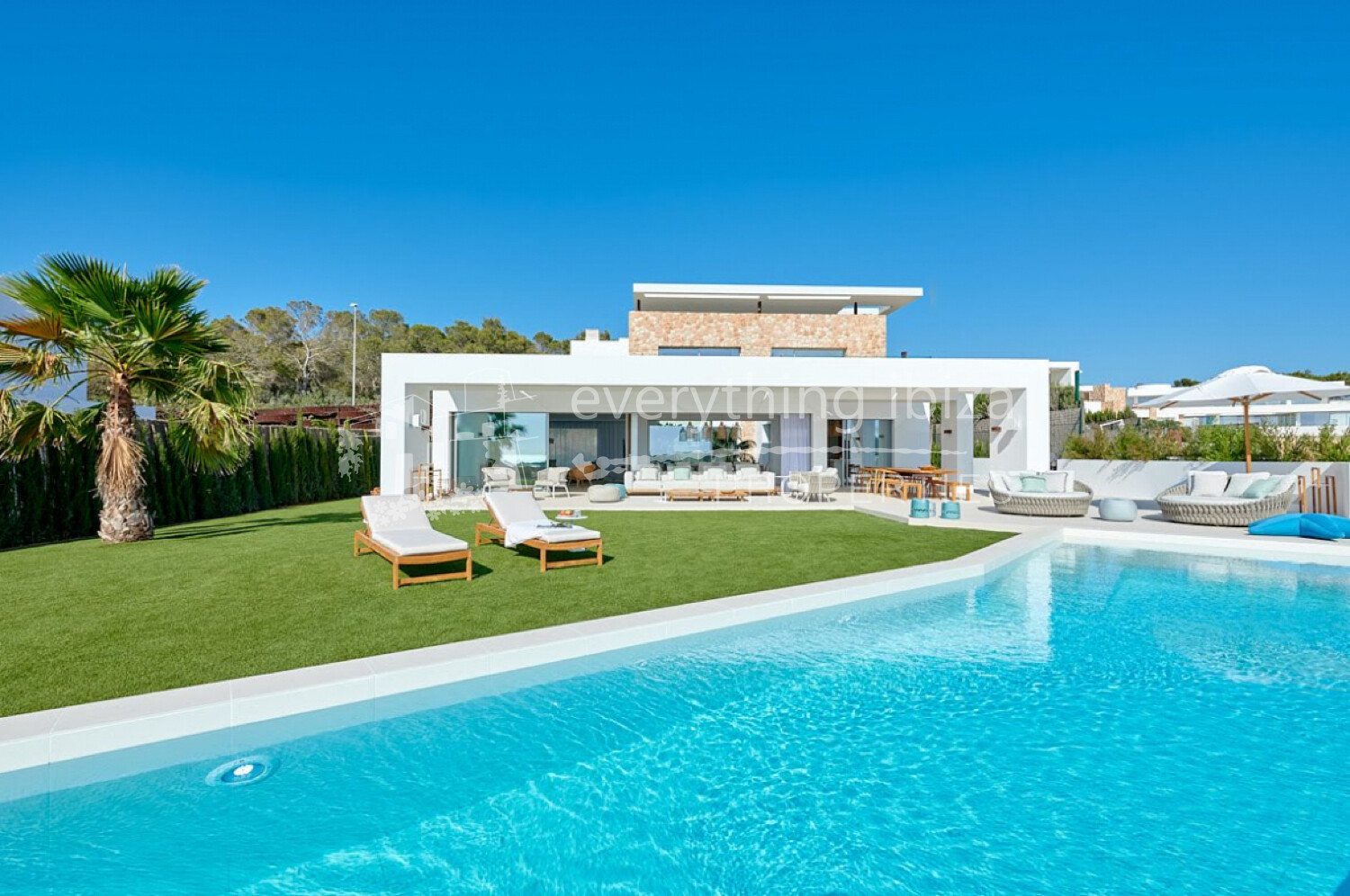 Brand New Luxury Villa Close to the Beach with Fantastic Views, ref. 1541, for sale in Ibiza by everything ibiza Properties