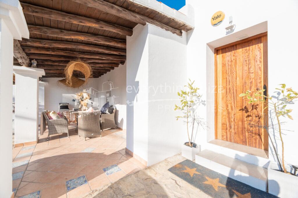Charming Stylish Home with Pool & Abundant Exterior Space, ref. 1543, for sale in Ibiza by everything ibiza Properties