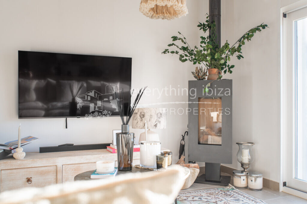 Charming Stylish Home with Pool & Abundant Exterior Space, ref. 1543, for sale in Ibiza by everything ibiza Properties