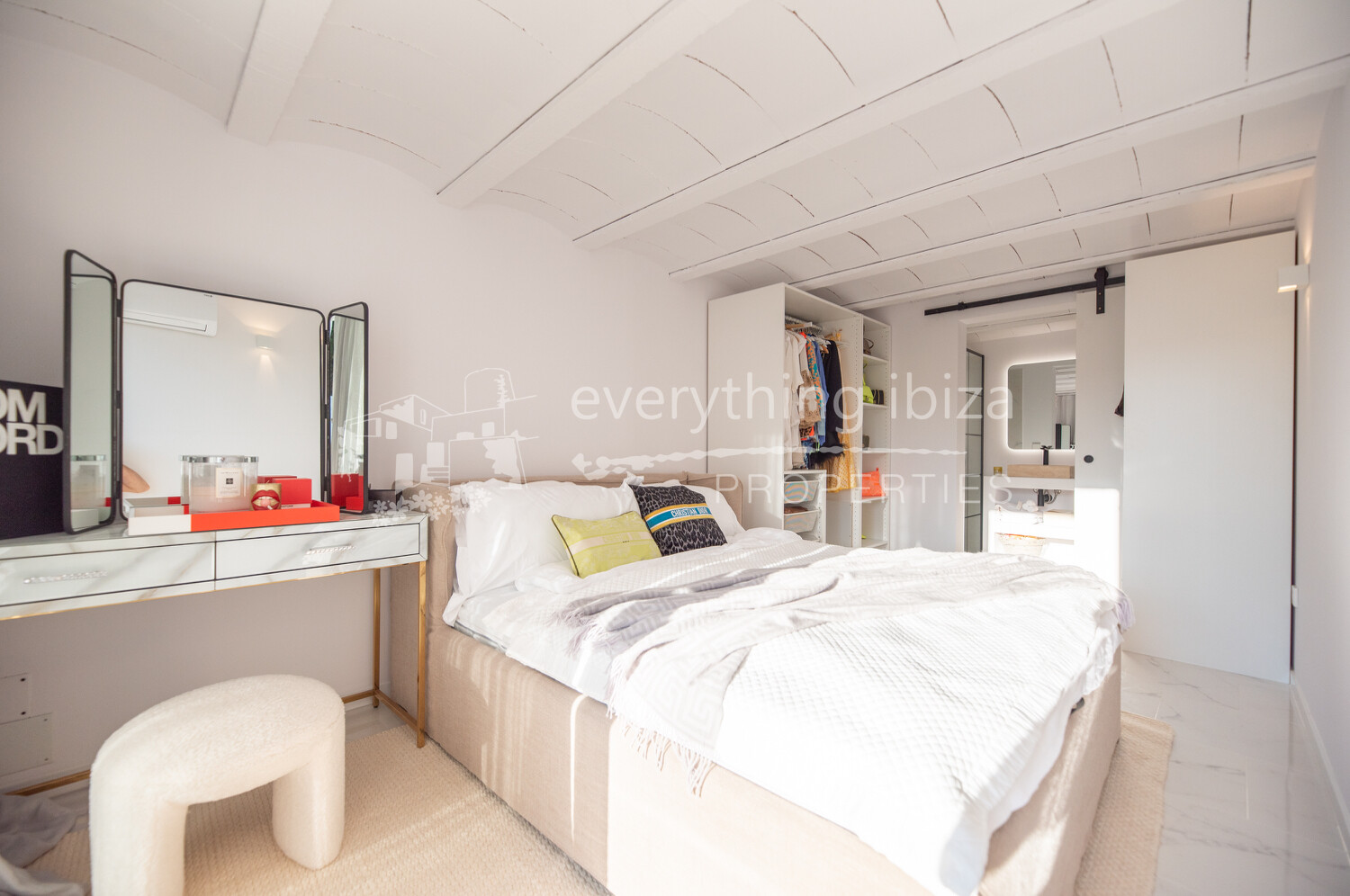 Charming Stylish Home with Pool & Abundant Exterior Space, ref. 1543, for sale in Ibiza by everything ibiza Properties