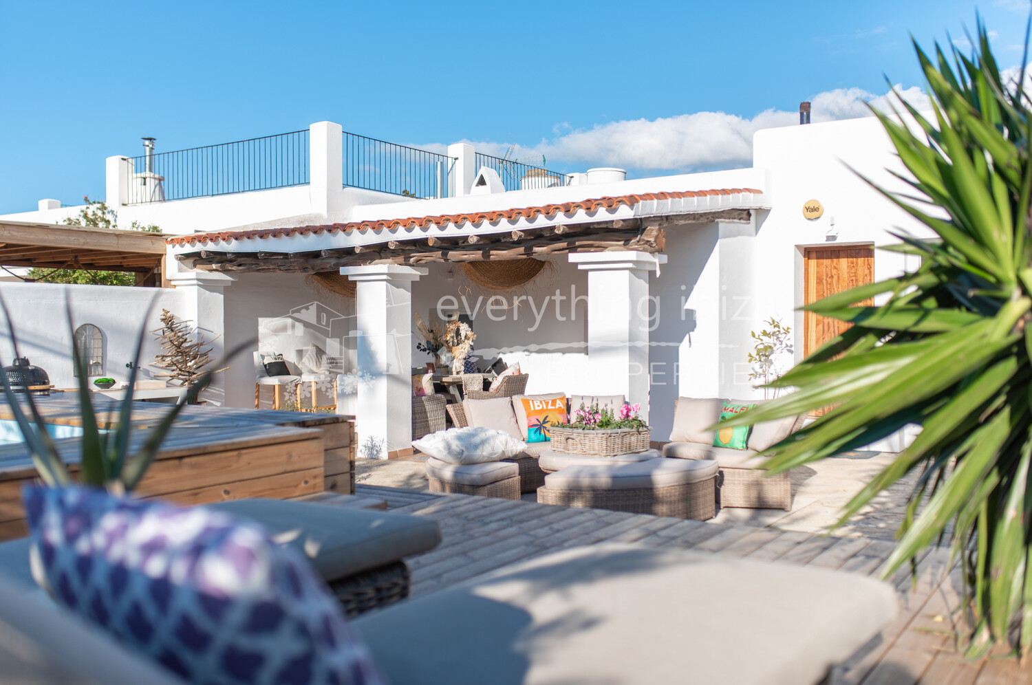 Charming Stylish Home with Pool & Abundant Exterior Space, ref. 1543, for sale in Ibiza by everything ibiza Properties
