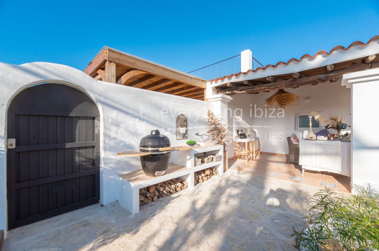 Charming Stylish Home with Pool & Abundant Exterior Space, ref. 1543, for sale in Ibiza by everything ibiza Properties